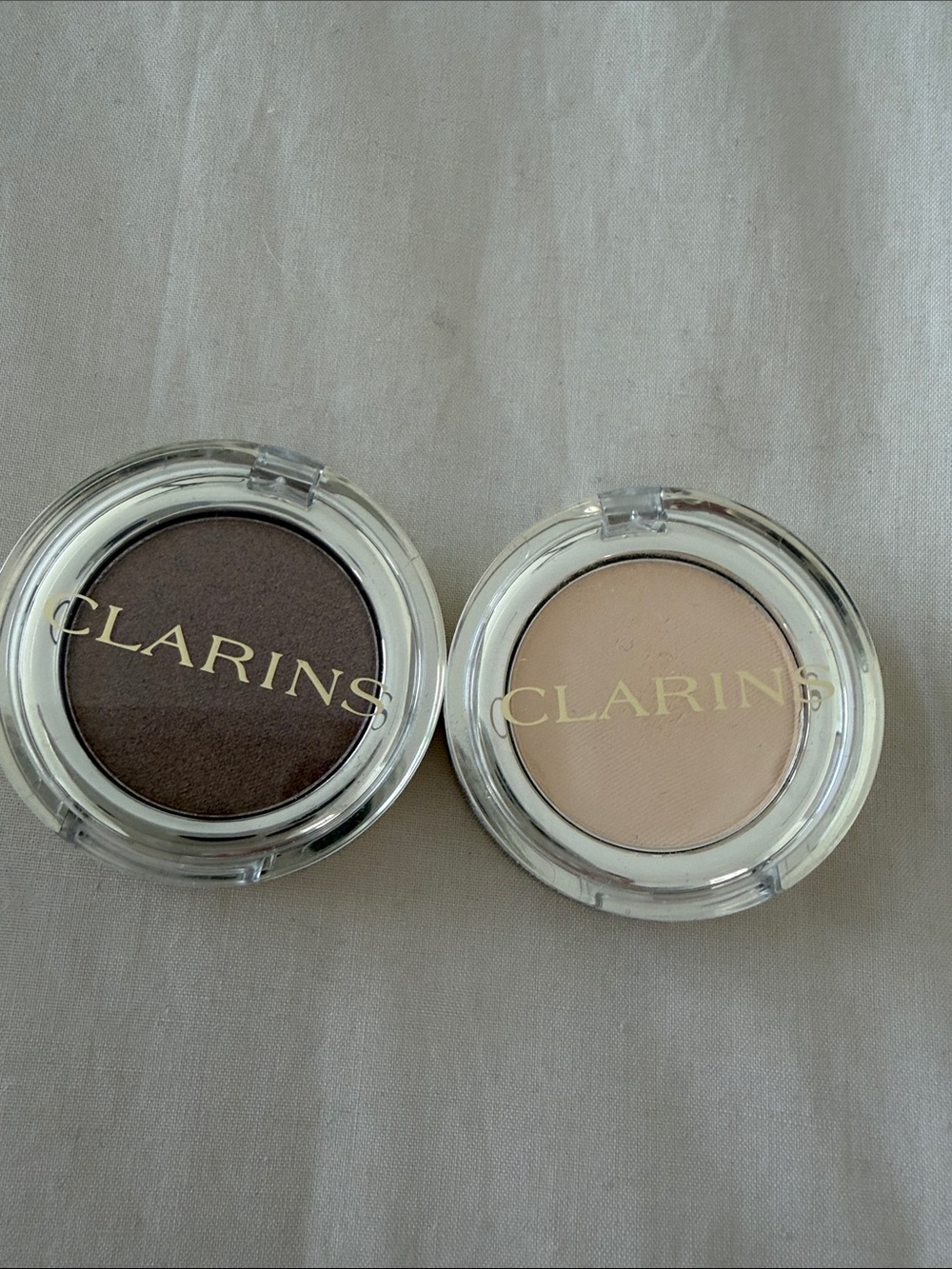 Clarins Eyeshadow Duo — Dark Brown & Soft Beige